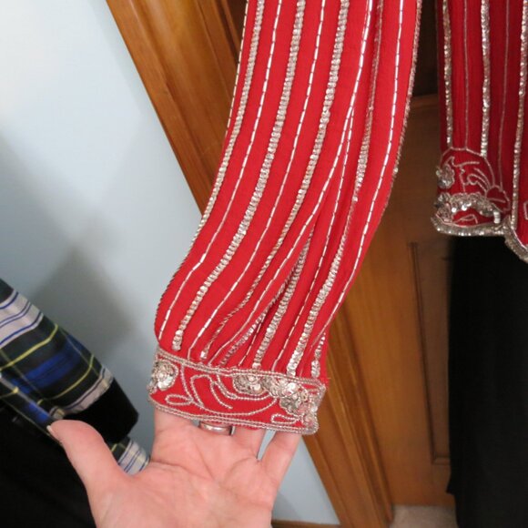 VTG Neiman Marcus Red Top Silver Sequins & Beading Silk Size Med Flaw - Picture 5 of 11
